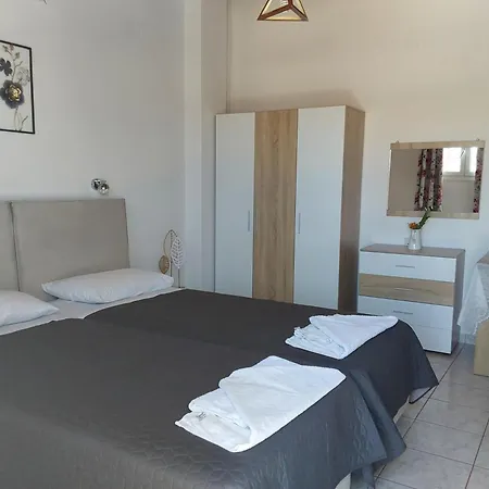 Amadeus Hawaii & Apartmán *